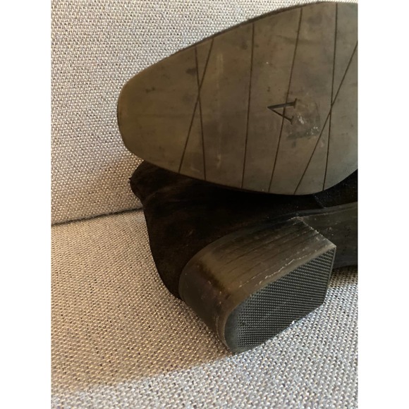 Aquatalia woman’s suede leather ankle boot size 6 black suede zip side sm heal - Picture 9 of 16